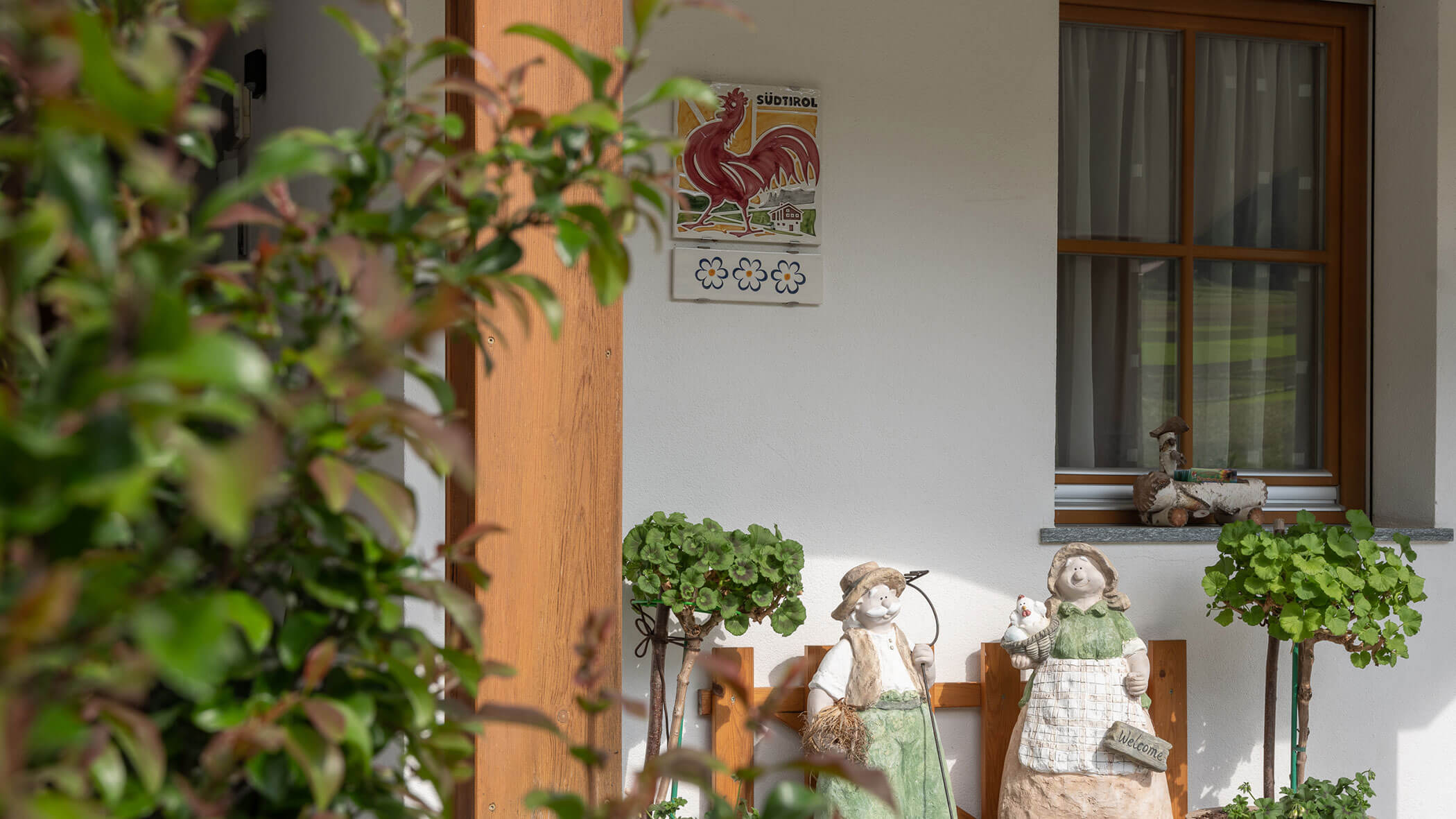 Entrance area of the Branterhof with decorations