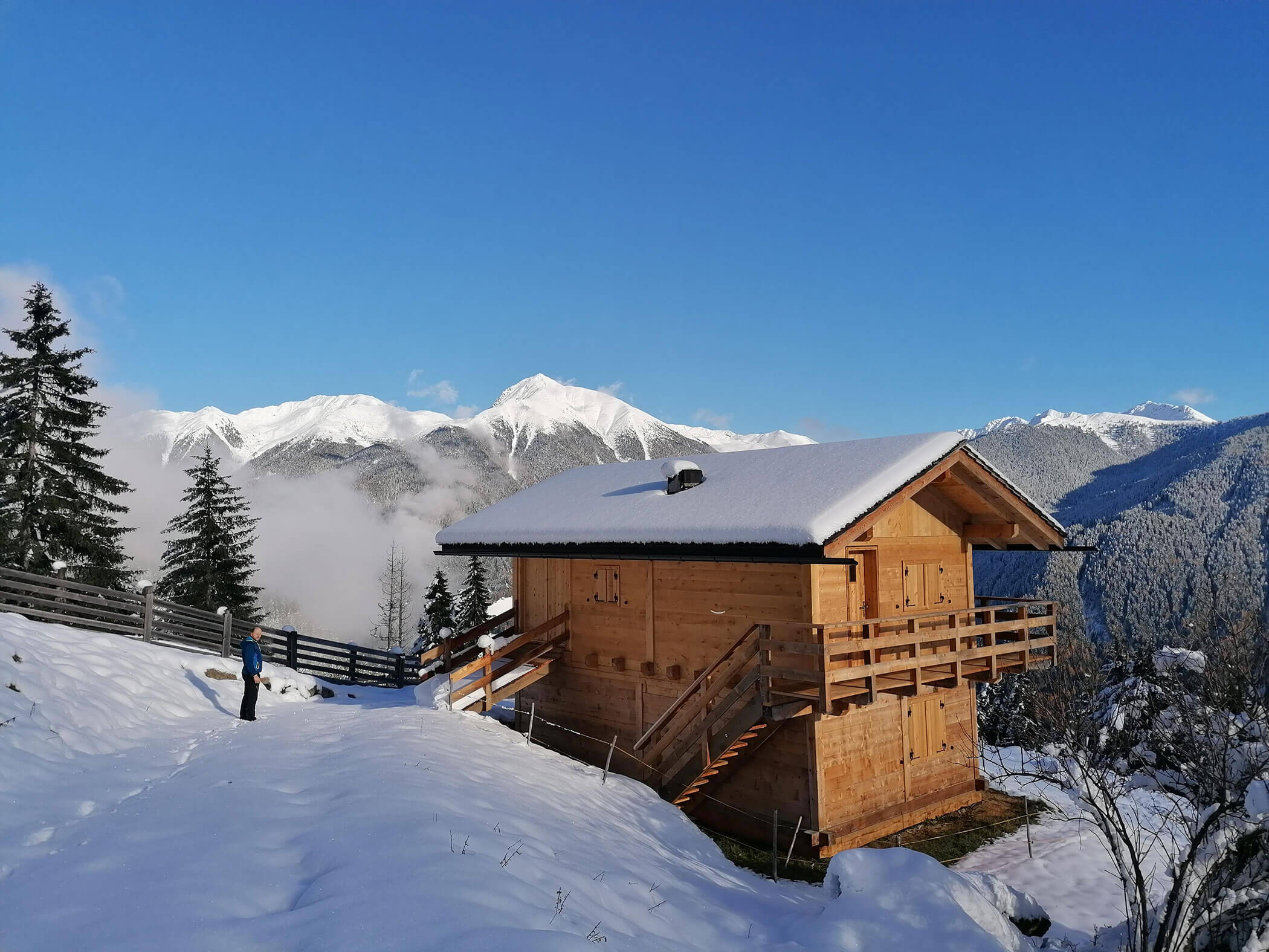 Almhütte im Winter - Branterhof